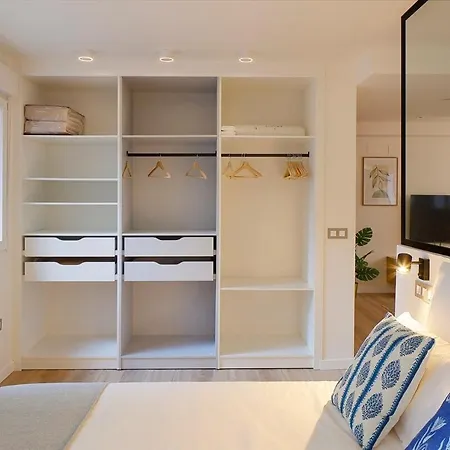 Ayala 653a By R2r Consulting * 오비에도