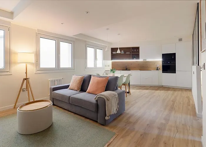 Ayala 653a By R2r Consulting * Oviedo